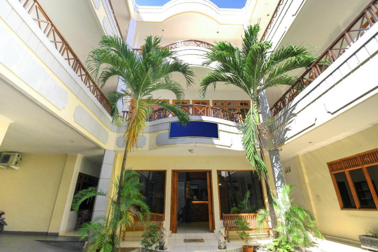 Airy Kartika Plaza Gang Melati 1 Bali Hotel Kuta  Exterior photo